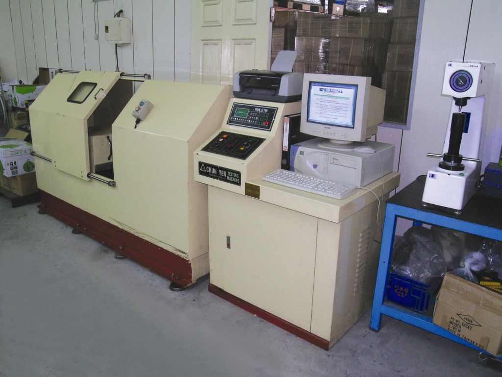 Certifications Importers Should Require from Hand Tool Suppliers